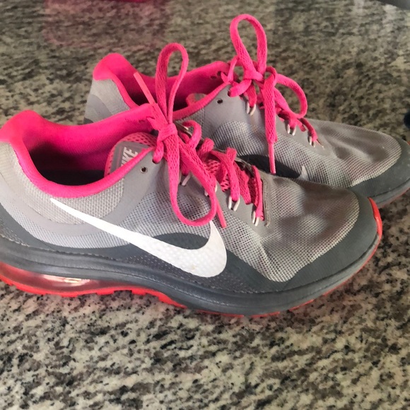 Nike Shoes - Nike tennis